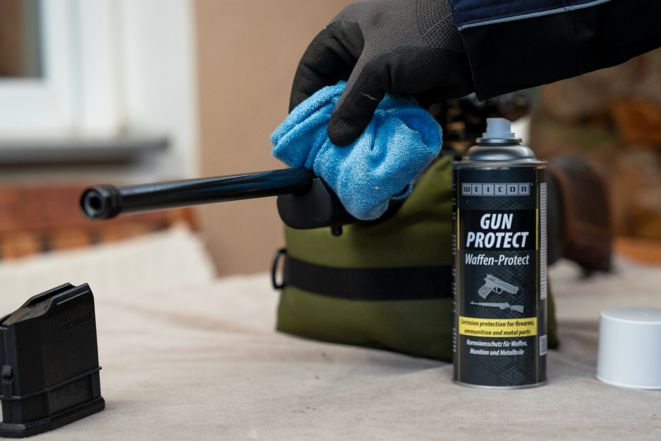 Spray protecție arme WEICON  | Protejează piesele metalice din dulapurile de arme împotriva coroziunii