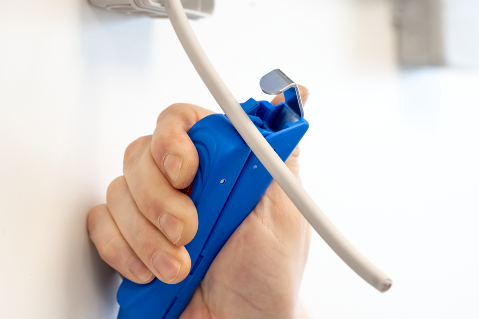 Duo-Stripper No. 200 | pentru inlaturarea mantalei si dezizolarea cablurilor, interval de lucru dezizolare 0,5 - 6,0 mm² / inlaturare manta 4 - 28 mm Ø