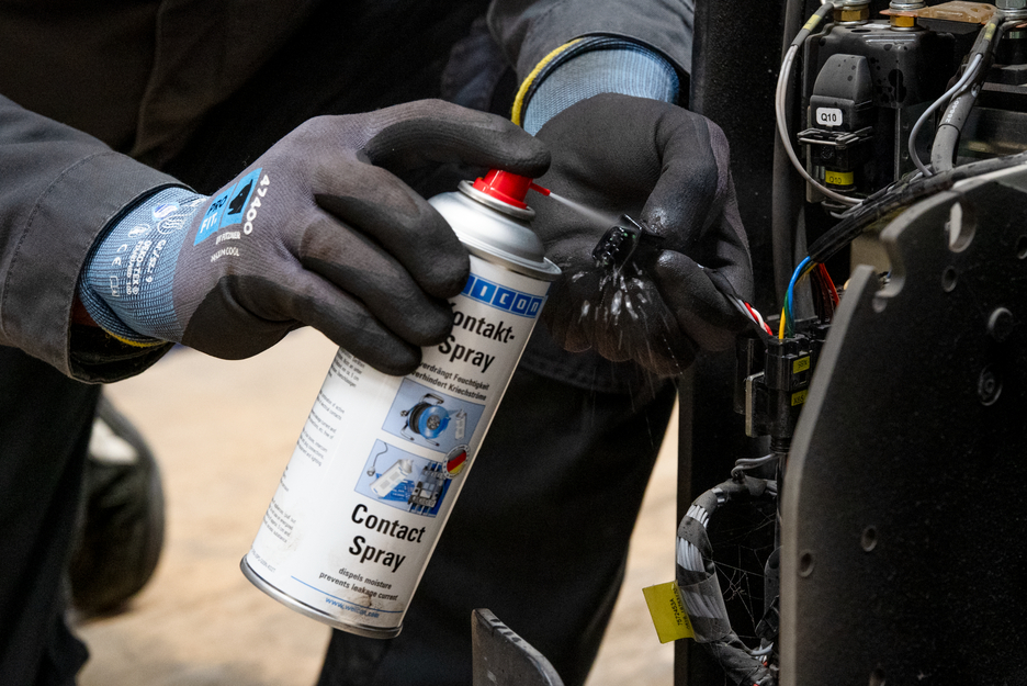 Spray contact | protectie si ingrijire pentru contactele electrice