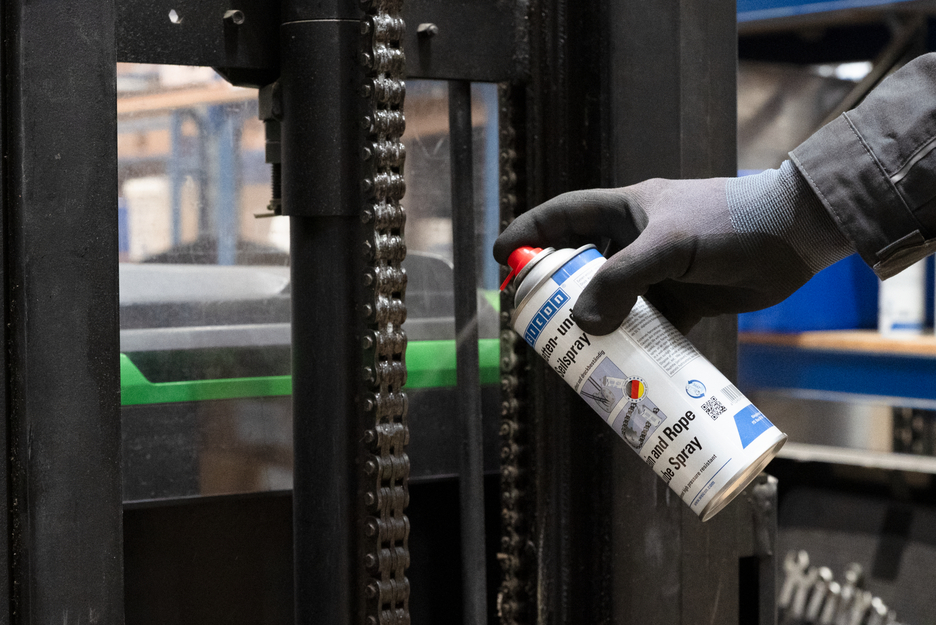 Spray lanturi si sufe | lubrifiant transparent aderent