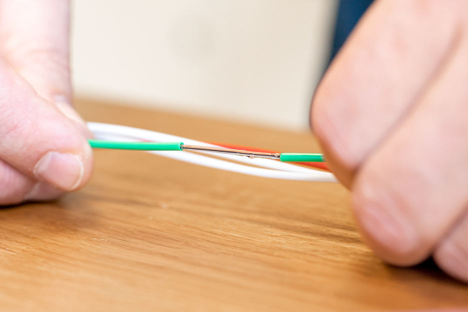 Dezizolator tub fibra optica nr. 2 | unealta pentru inlaturarea mansonului de pe cablurile de fibra optica