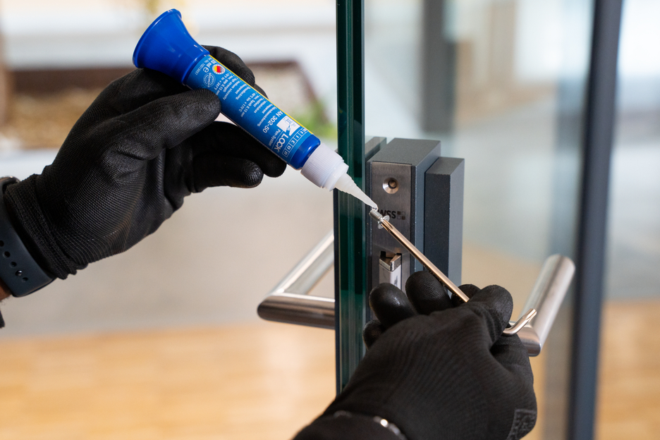 WEICONLOCK® AN 302-50 | rezistenta inalta, vascozitate medie