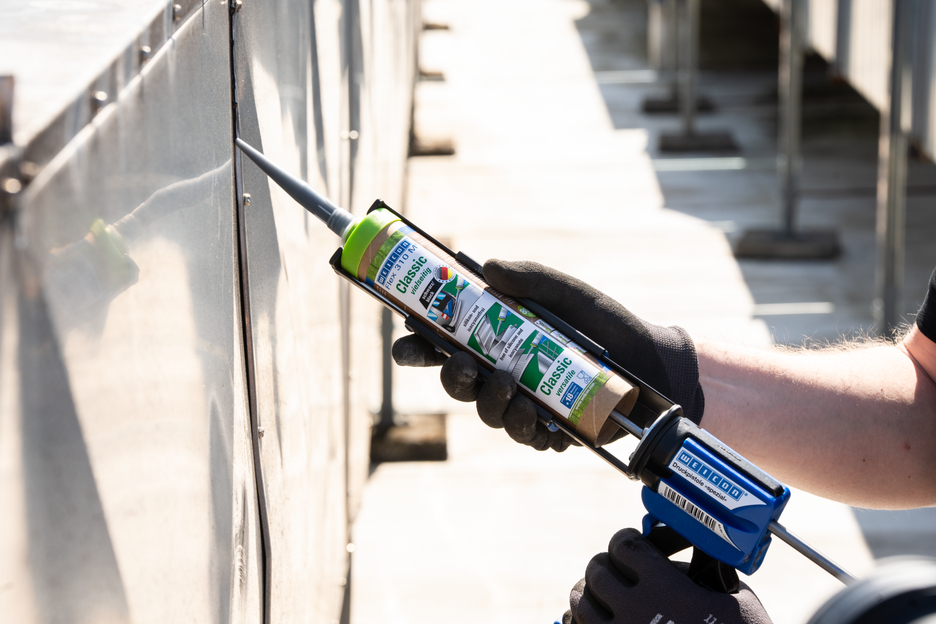 Flex 310 M® Clasic MS Polimer | adeziv elastic pe bază de MS polimer, pentru lucrări fără oboseală