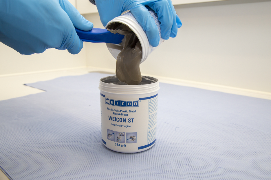 WEICON ST | sistem de rasini epoxidice cu pulbere metalica pentru reparatii si matrite