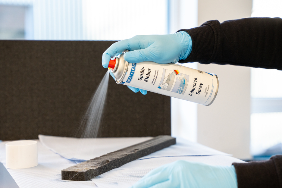 Spray adeziv | spray adeziv de contact, ideal pentru carton si hartie